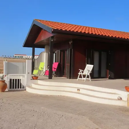 Casa Do Portao Azul - Salmonete Apartment